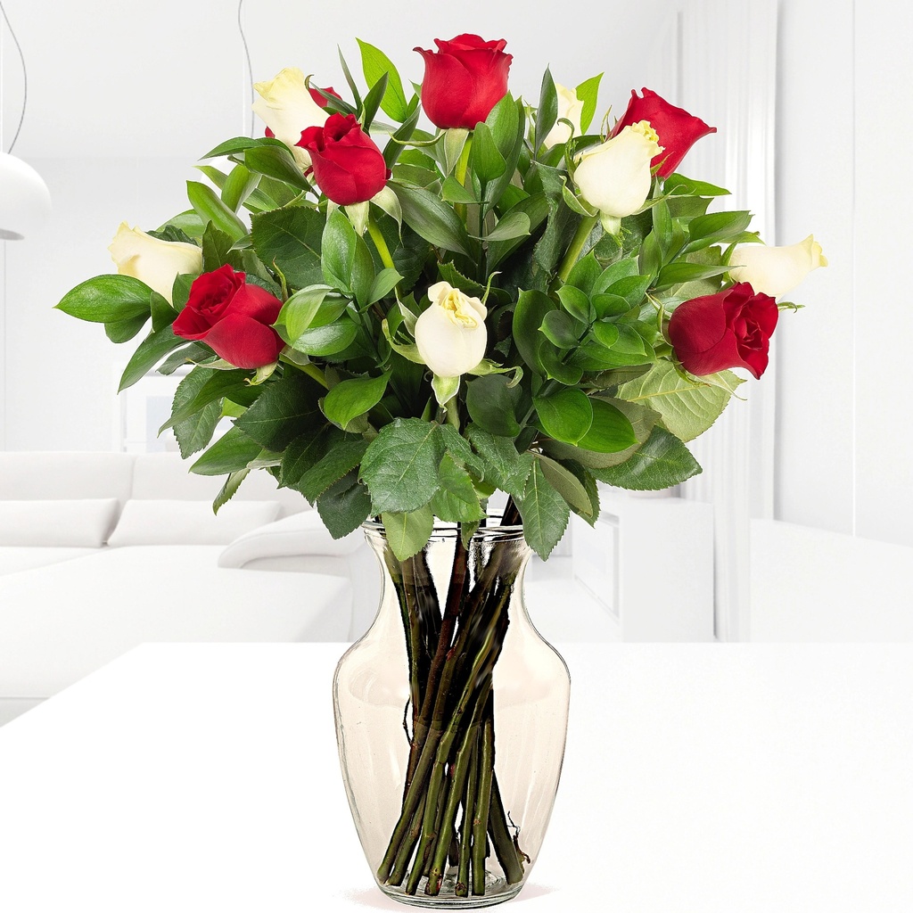 Mix de rosas rojas y blancas